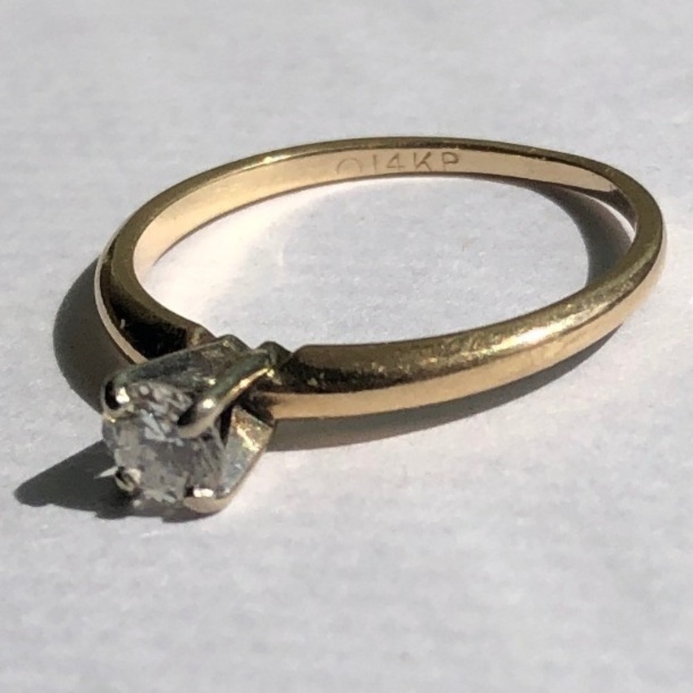 Vintage 14K Yellow Gold Round 1/4 Karat Diamond Solitaire Ring 14KP Sz 5.25 1.5g - Picture 4 of 10